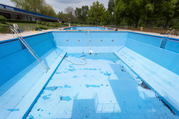 Best Ceiling water damage repair  in Fostoria, OH